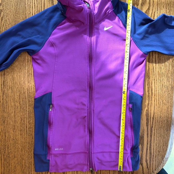 Women’s navy / violet DriFit Nike Jacket, M - Picture 9 of 10